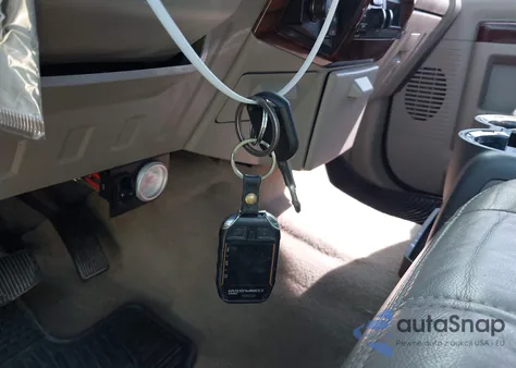 2008 Ford F-350 Fx4/Harley-Davidson/King Ranch/Lariat/Xl/Xlt z USA, uszkodzony, nr VIN 1FTSW31R48ED76446